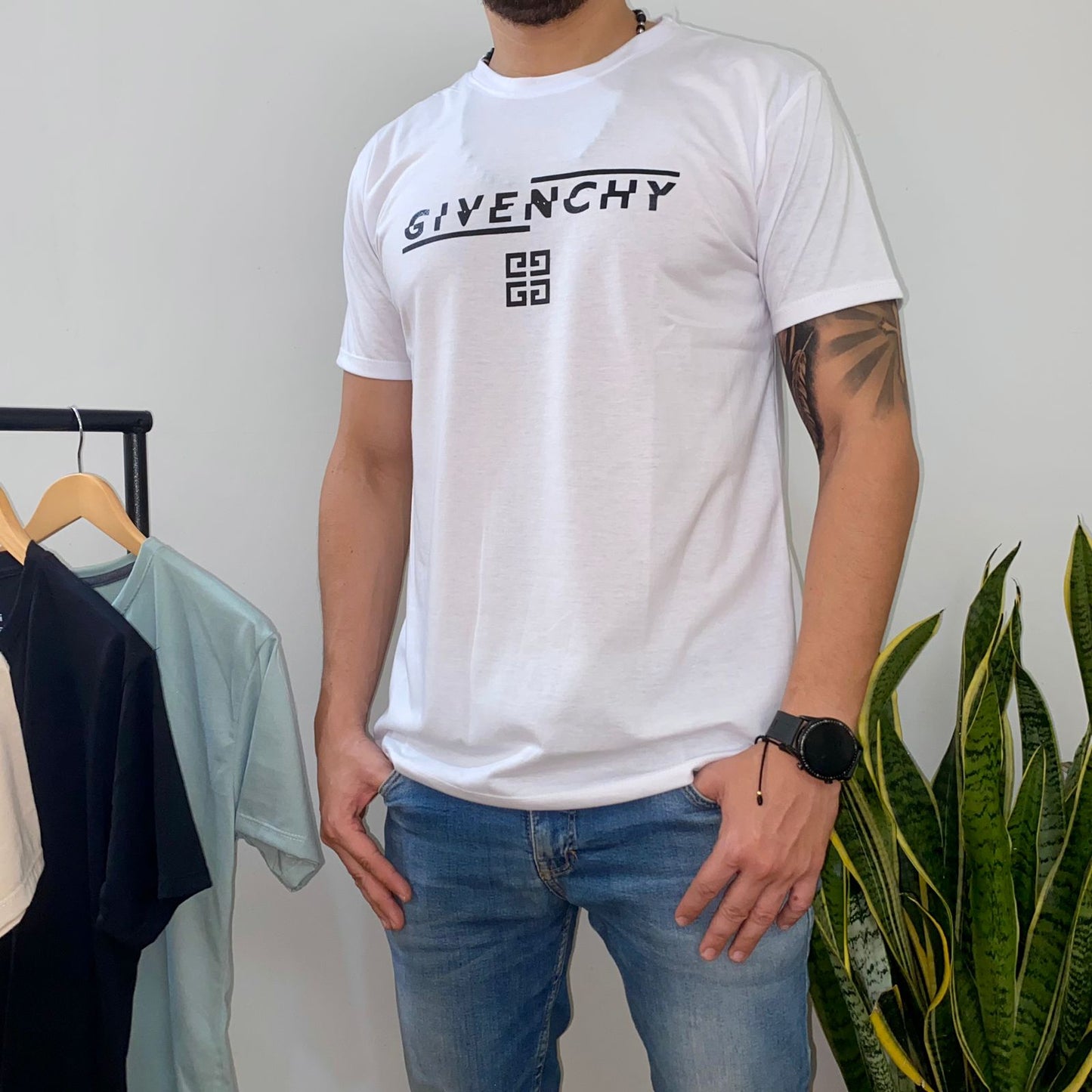 6 Camisetas en algodón estampadas